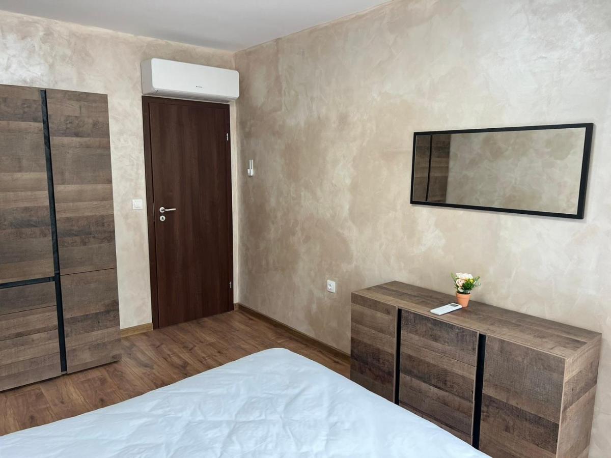 Appartamento комфорт 2 близо до летището Sofia